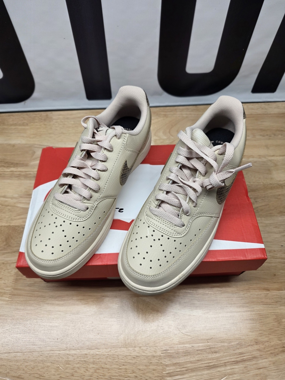 Nike Women's Court Vision Low sneakers